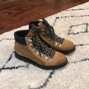 Sorel Boots worn twice